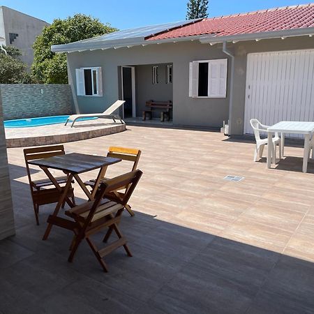 Casa Com Piscina Proxima Ao Mar Villa Tramandaí Exterior photo